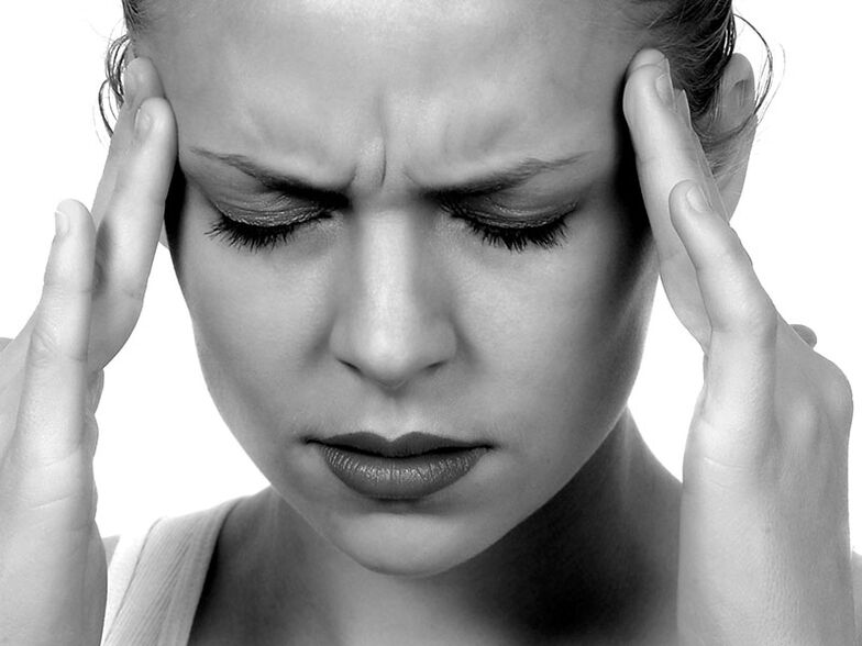 Durerile de cap sunt unul dintre simptomele osteocondrozei coloanei cervicale